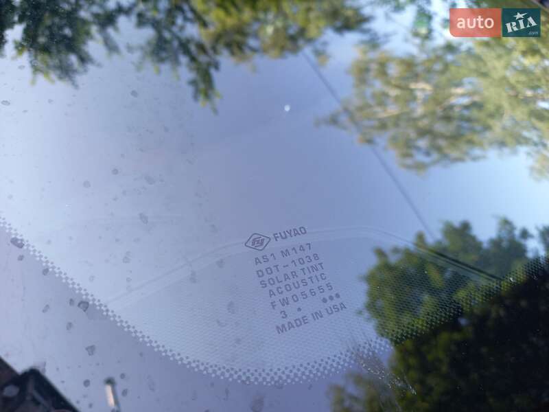 Внедорожник / Кроссовер Mitsubishi Outlander 2022 в Черкассах