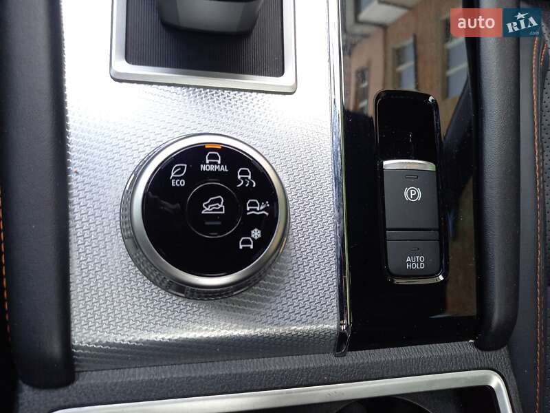 Внедорожник / Кроссовер Mitsubishi Outlander 2022 в Черкассах