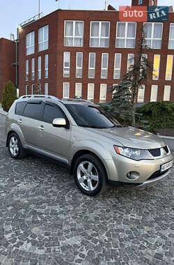 Позашляховик / Кросовер Mitsubishi Outlander 2008 в Дніпрі