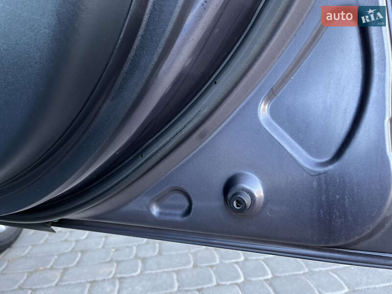 Внедорожник / Кроссовер Mitsubishi Outlander 2012 в Виннице