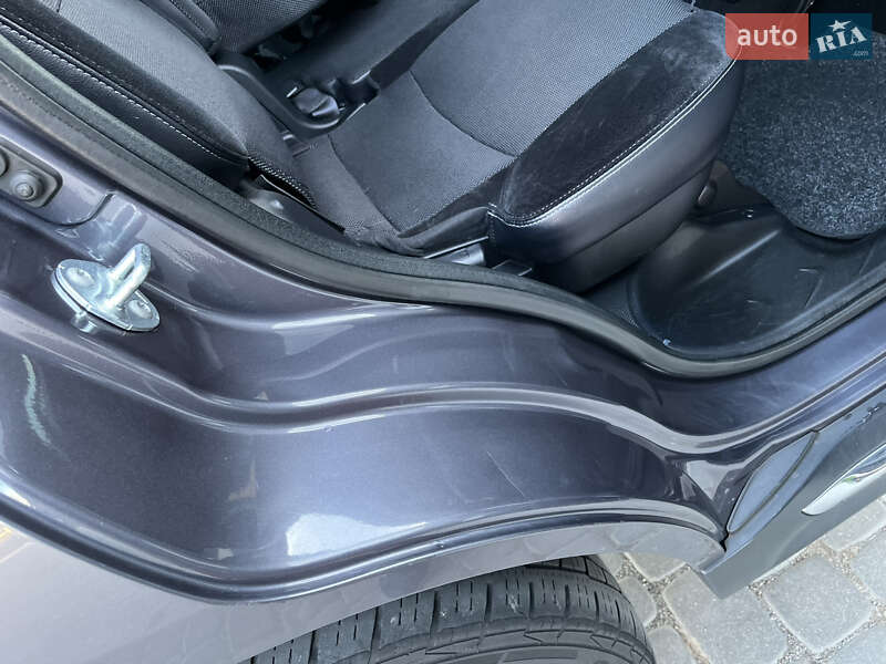 Внедорожник / Кроссовер Mitsubishi Outlander 2012 в Виннице