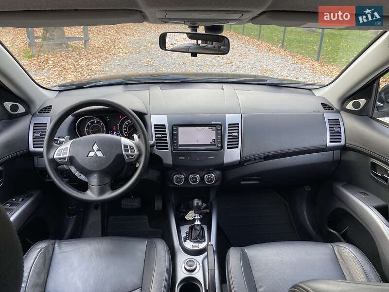 Внедорожник / Кроссовер Mitsubishi Outlander 2011 в Радивилове фото 39 Внедорожник / Кроссовер Mitsubishi Outlander 2011 в Радивилове