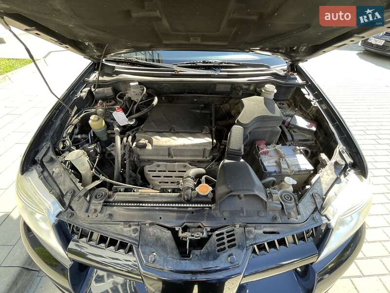 Внедорожник / Кроссовер Mitsubishi Outlander 2007 в Львове