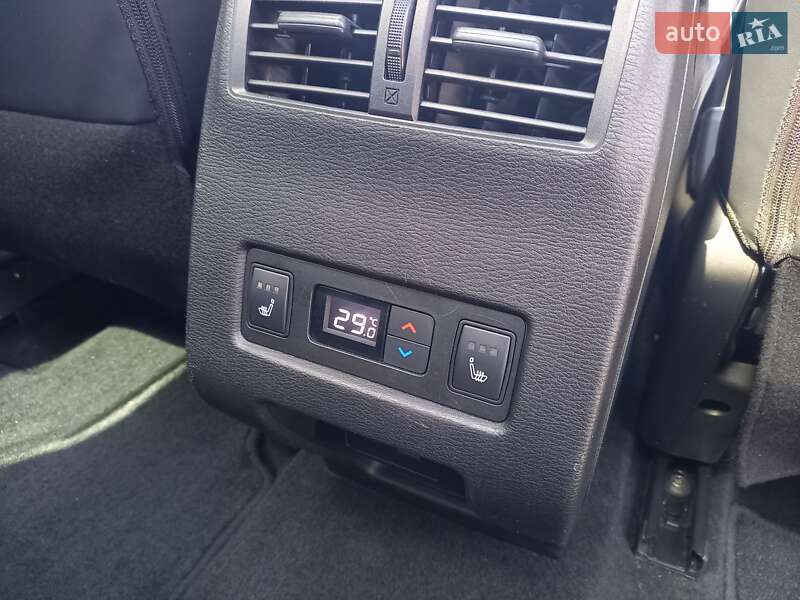 Позашляховик / Кросовер Mitsubishi Outlander 2022 в Черкасах фото 37 Позашляховик / Кросовер Mitsubishi Outlander 2022 в Черкасах