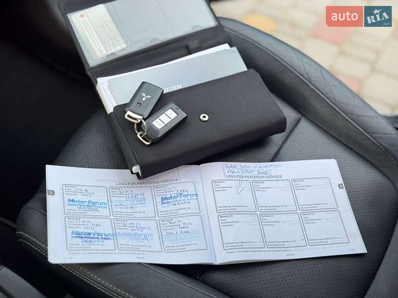 Внедорожник / Кроссовер Mitsubishi Outlander 2012 в Сумах