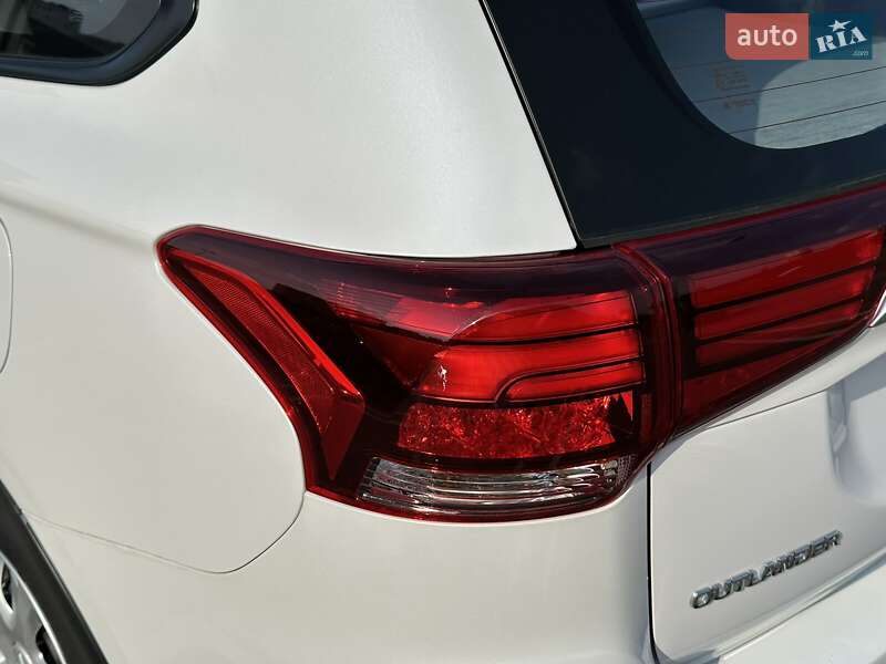 Внедорожник / Кроссовер Mitsubishi Outlander 2019 в Одессе фото 20 Внедорожник / Кроссовер Mitsubishi Outlander 2019 в Одессе