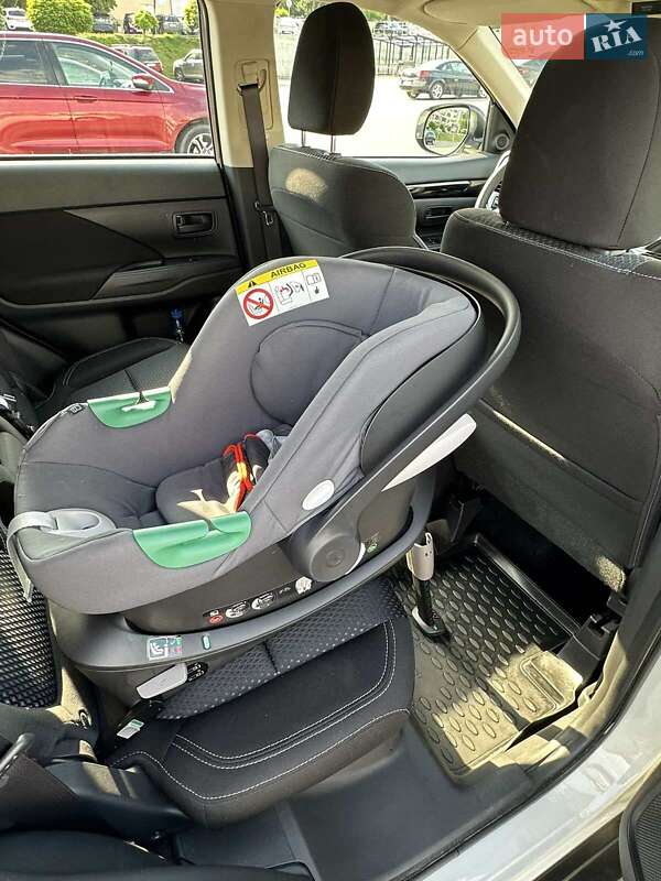 Внедорожник / Кроссовер Mitsubishi Outlander 2019 в Одессе фото 52 Внедорожник / Кроссовер Mitsubishi Outlander 2019 в Одессе