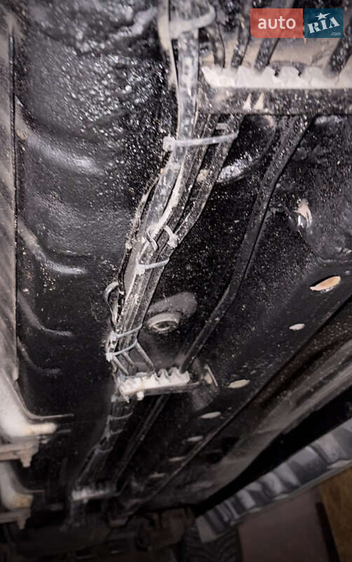 Внедорожник / Кроссовер Mitsubishi Outlander 2007 в Киеве фото 53 Внедорожник / Кроссовер Mitsubishi Outlander 2007 в Киеве