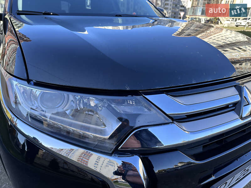 Внедорожник / Кроссовер Mitsubishi Outlander 2015 в Тернополе