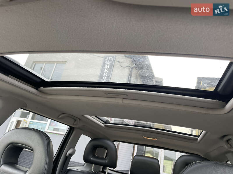 Внедорожник / Кроссовер Mitsubishi Outlander 2004 в Коломые