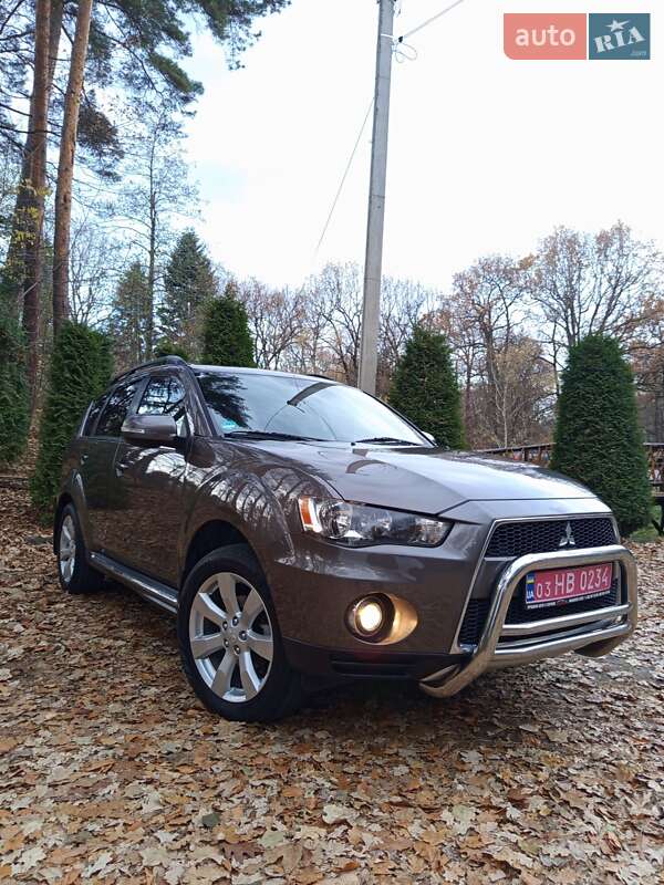 Внедорожник / Кроссовер Mitsubishi Outlander 2011 в Дрогобыче фото 4 Внедорожник / Кроссовер Mitsubishi Outlander 2011 в Дрогобыче
