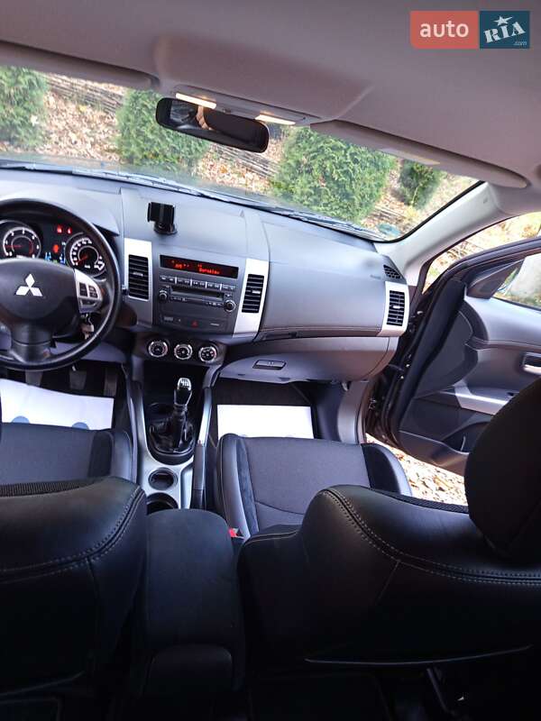 Внедорожник / Кроссовер Mitsubishi Outlander 2011 в Дрогобыче фото 65 Внедорожник / Кроссовер Mitsubishi Outlander 2011 в Дрогобыче