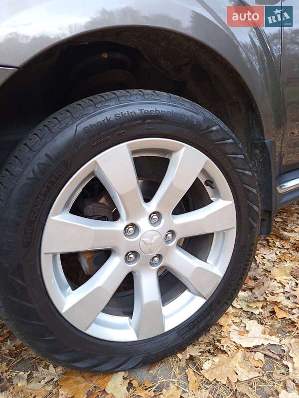 Внедорожник / Кроссовер Mitsubishi Outlander 2011 в Дрогобыче фото 99 Внедорожник / Кроссовер Mitsubishi Outlander 2011 в Дрогобыче