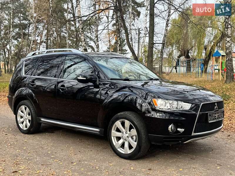 Позашляховик / Кросовер Mitsubishi Outlander 2011 в Охтирці