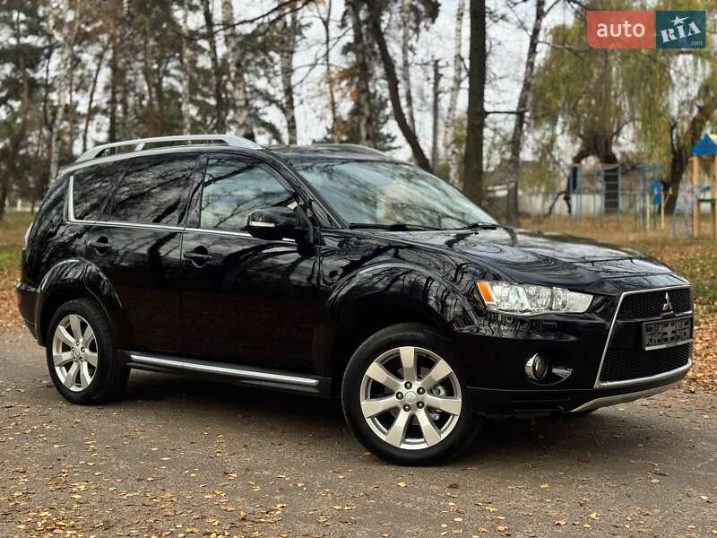 Позашляховик / Кросовер Mitsubishi Outlander 2011 в Охтирці