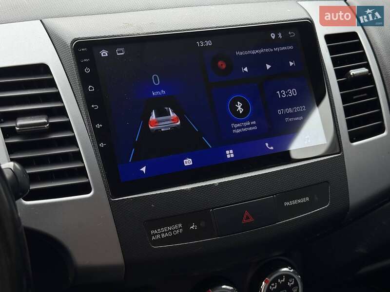 Позашляховик / Кросовер Mitsubishi Outlander 2010 в Рівному