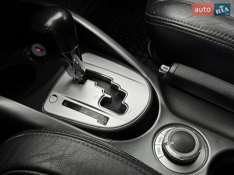 Позашляховик / Кросовер Mitsubishi Outlander 2010 в Рівному