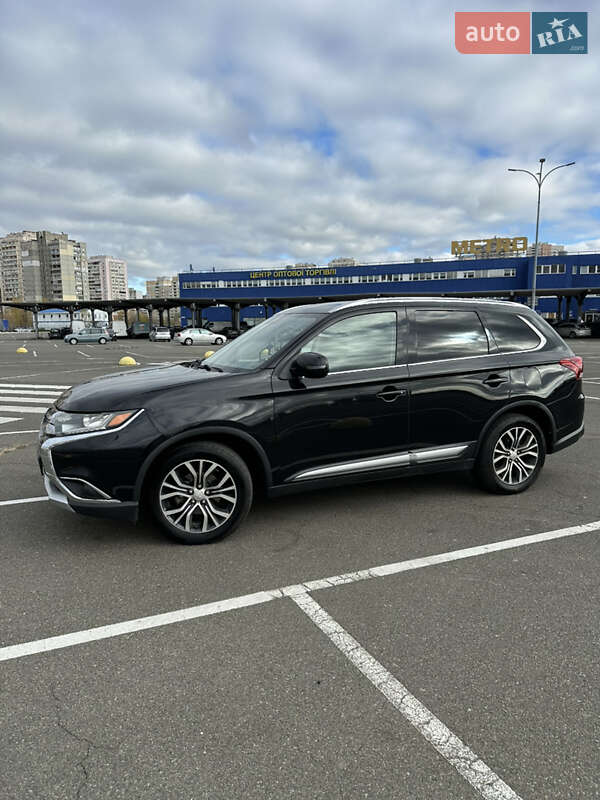 Внедорожник / Кроссовер Mitsubishi Outlander 2017 в Киеве фото 22 Внедорожник / Кроссовер Mitsubishi Outlander 2017 в Киеве