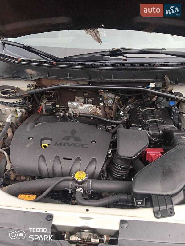 Внедорожник / Кроссовер Mitsubishi Outlander 2008 в Корюковке