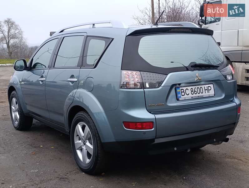 Внедорожник / Кроссовер Mitsubishi Outlander 2008 в Хмельницком фото 2 Внедорожник / Кроссовер Mitsubishi Outlander 2008 в Хмельницком