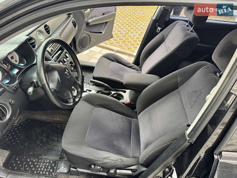 Внедорожник / Кроссовер Mitsubishi Outlander 2005 в Ровно фото 9 Внедорожник / Кроссовер Mitsubishi Outlander 2005 в Ровно