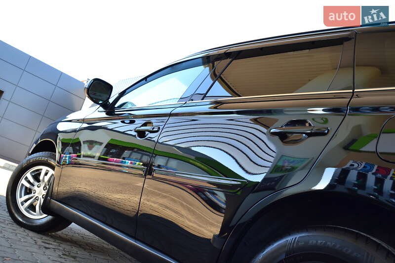 Внедорожник / Кроссовер Mitsubishi Outlander 2013 в Дрогобыче