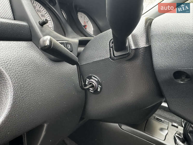 Внедорожник / Кроссовер Mitsubishi Outlander 2008 в Николаеве