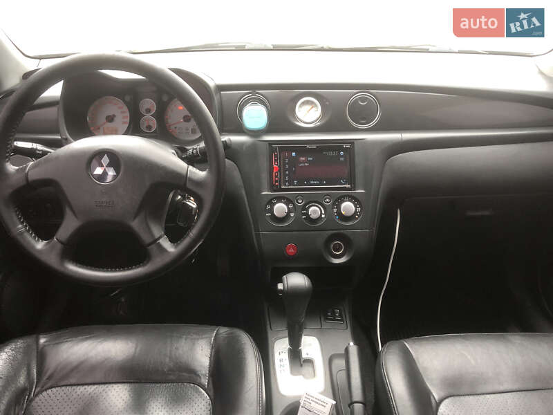 Внедорожник / Кроссовер Mitsubishi Outlander 2007 в Киеве