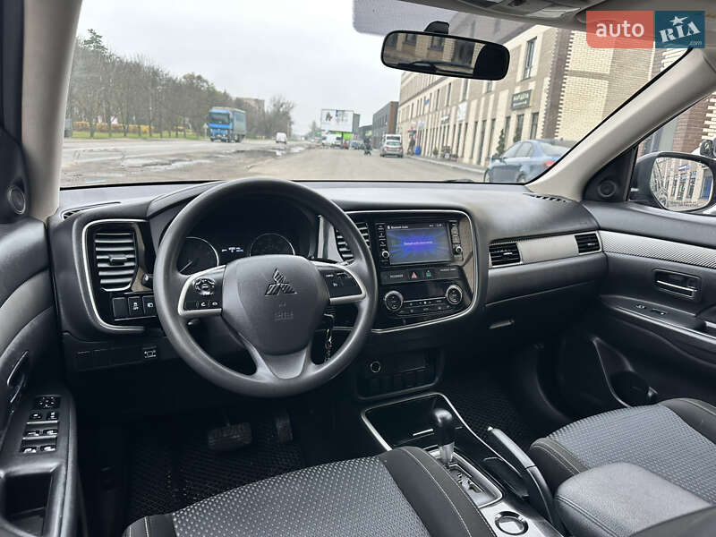 Внедорожник / Кроссовер Mitsubishi Outlander 2018 в Белой Церкви фото 19 Внедорожник / Кроссовер Mitsubishi Outlander 2018 в Белой Церкви