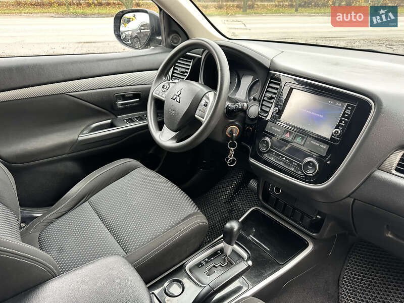 Внедорожник / Кроссовер Mitsubishi Outlander 2018 в Белой Церкви фото 30 Внедорожник / Кроссовер Mitsubishi Outlander 2018 в Белой Церкви