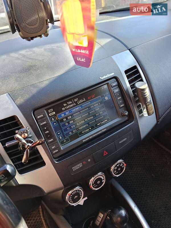 Внедорожник / Кроссовер Mitsubishi Outlander 2010 в Богородчанах