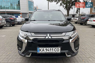 Внедорожник / Кроссовер Mitsubishi Outlander 2018 в Чернигове
