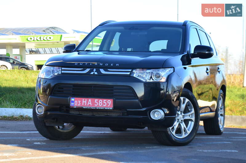 Позашляховик / Кросовер Mitsubishi Outlander 2013 в Дрогобичі фото 12 Позашляховик / Кросовер Mitsubishi Outlander 2013 в Дрогобичі