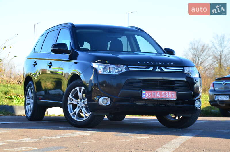 Позашляховик / Кросовер Mitsubishi Outlander 2013 в Дрогобичі фото 22 Позашляховик / Кросовер Mitsubishi Outlander 2013 в Дрогобичі