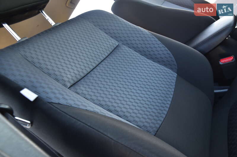 Позашляховик / Кросовер Mitsubishi Outlander 2013 в Дрогобичі фото 65 Позашляховик / Кросовер Mitsubishi Outlander 2013 в Дрогобичі