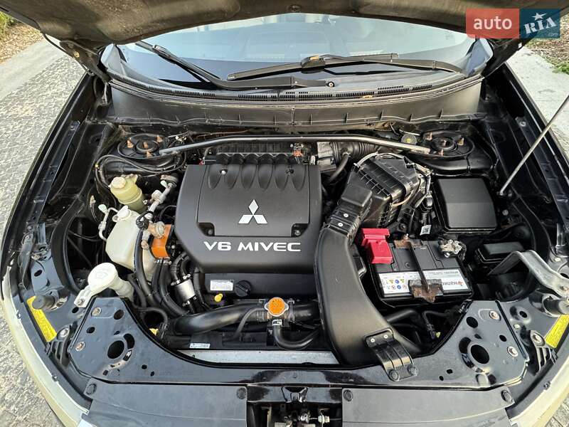 Позашляховик / Кросовер Mitsubishi Outlander 2007 в Дніпрі фото 31 Позашляховик / Кросовер Mitsubishi Outlander 2007 в Дніпрі