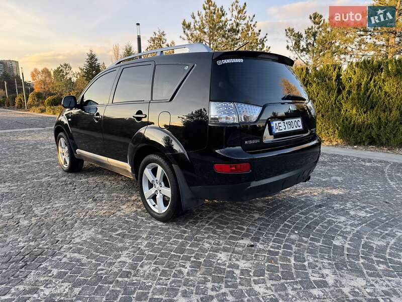 Позашляховик / Кросовер Mitsubishi Outlander 2007 в Дніпрі фото 3 Позашляховик / Кросовер Mitsubishi Outlander 2007 в Дніпрі