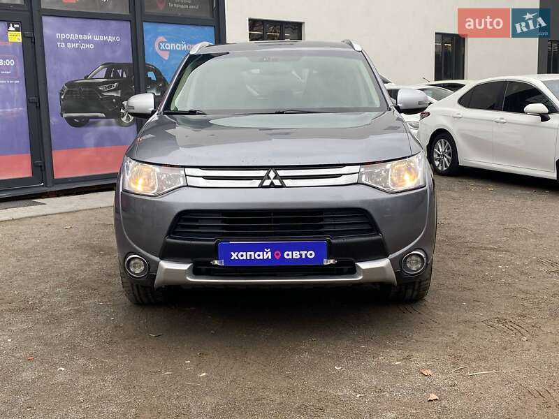 Позашляховик / Кросовер Mitsubishi Outlander 2015 в Вінниці фото 2 Позашляховик / Кросовер Mitsubishi Outlander 2015 в Вінниці
