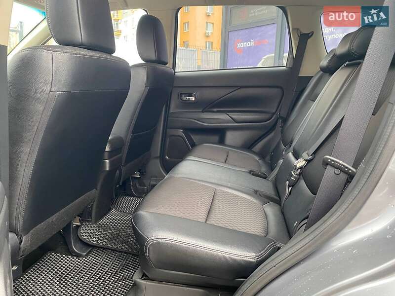 Позашляховик / Кросовер Mitsubishi Outlander 2015 в Вінниці фото 18 Позашляховик / Кросовер Mitsubishi Outlander 2015 в Вінниці