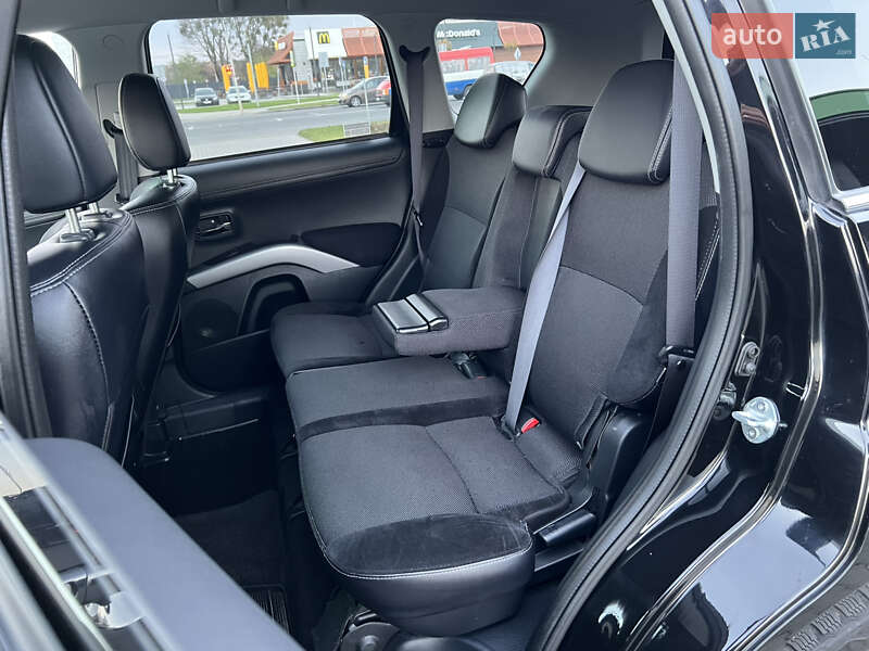 Позашляховик / Кросовер Mitsubishi Outlander 2012 в Ковелі фото 42 Позашляховик / Кросовер Mitsubishi Outlander 2012 в Ковелі