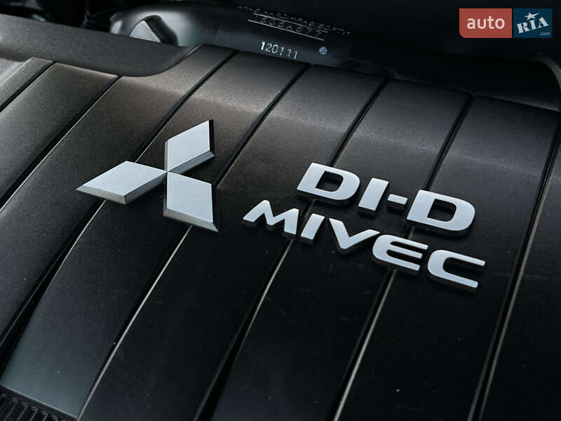 Позашляховик / Кросовер Mitsubishi Outlander 2012 в Ковелі фото 97 Позашляховик / Кросовер Mitsubishi Outlander 2012 в Ковелі