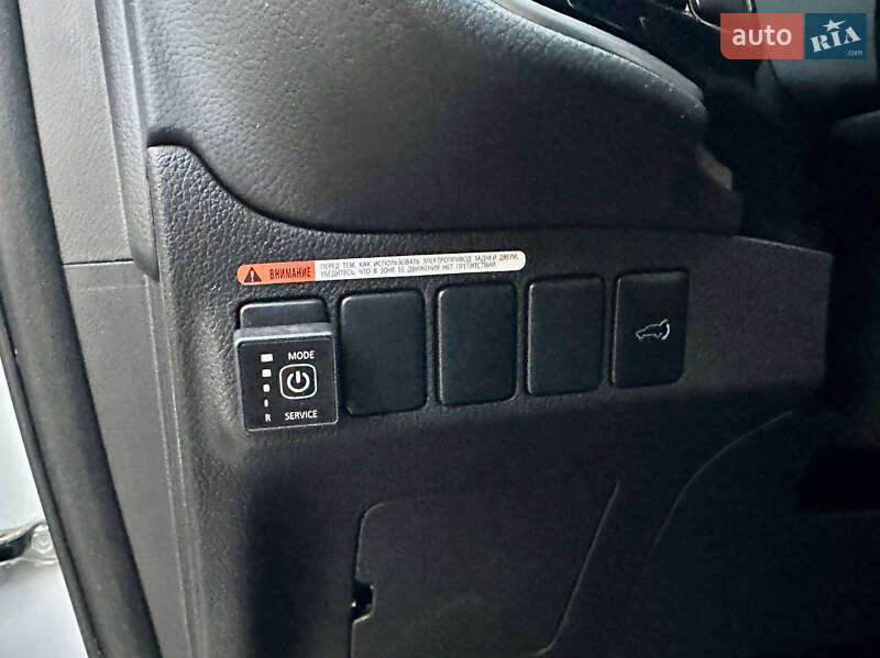 Позашляховик / Кросовер Mitsubishi Outlander 2013 в Білій Церкві фото 15 Позашляховик / Кросовер Mitsubishi Outlander 2013 в Білій Церкві