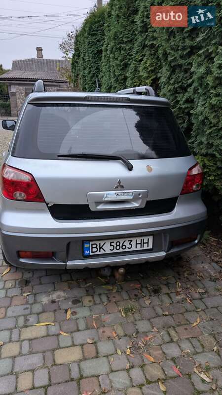 Позашляховик / Кросовер Mitsubishi Outlander 2006 в Рівному фото 3 Позашляховик / Кросовер Mitsubishi Outlander 2006 в Рівному
