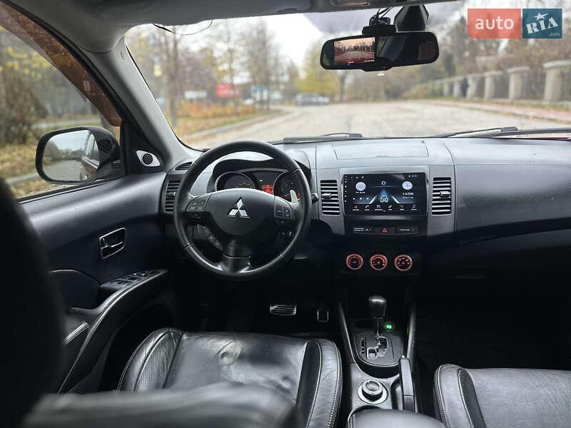 Внедорожник / Кроссовер Mitsubishi Outlander 2008 в Умани