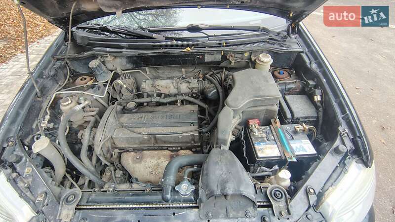 Позашляховик / Кросовер Mitsubishi Outlander 2005 в Ромнах