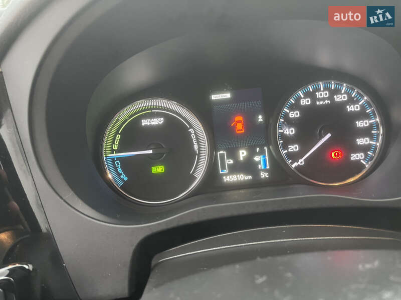 Позашляховик / Кросовер Mitsubishi Outlander 2016 в Києві фото 7 Позашляховик / Кросовер Mitsubishi Outlander 2016 в Києві