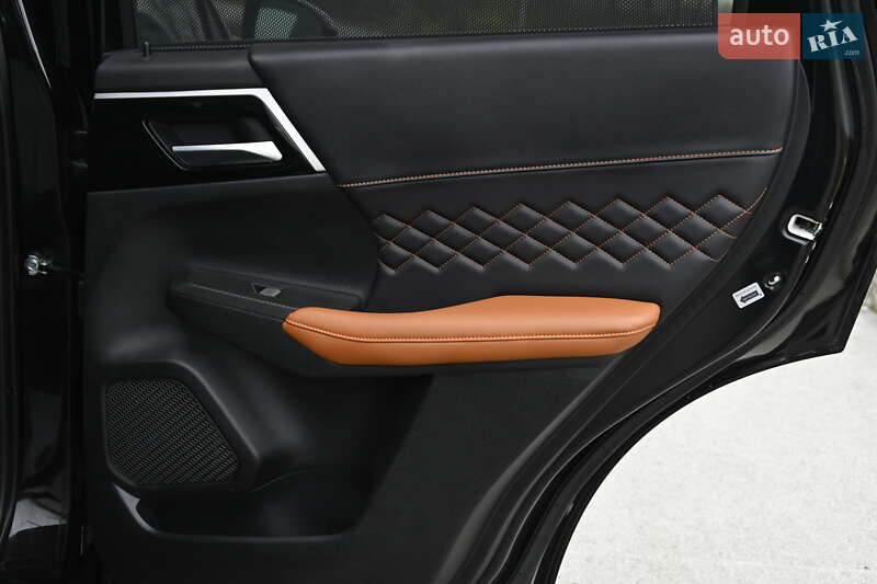 Позашляховик / Кросовер Mitsubishi Outlander 2023 в Бердичеві