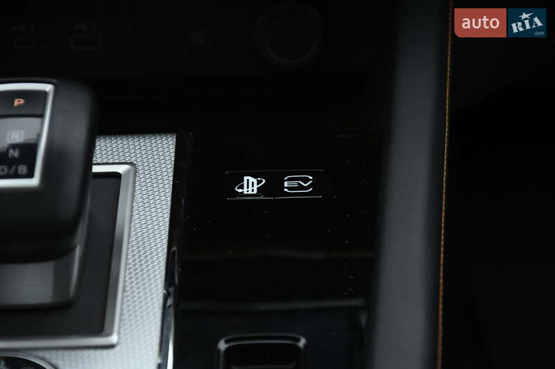 Позашляховик / Кросовер Mitsubishi Outlander 2023 в Бердичеві