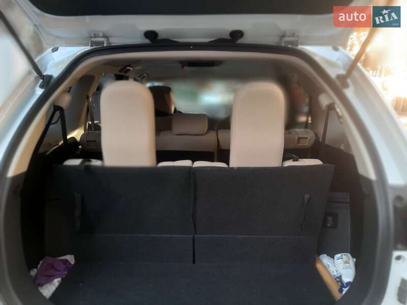 Внедорожник / Кроссовер Mitsubishi Outlander 2017 в Одессе