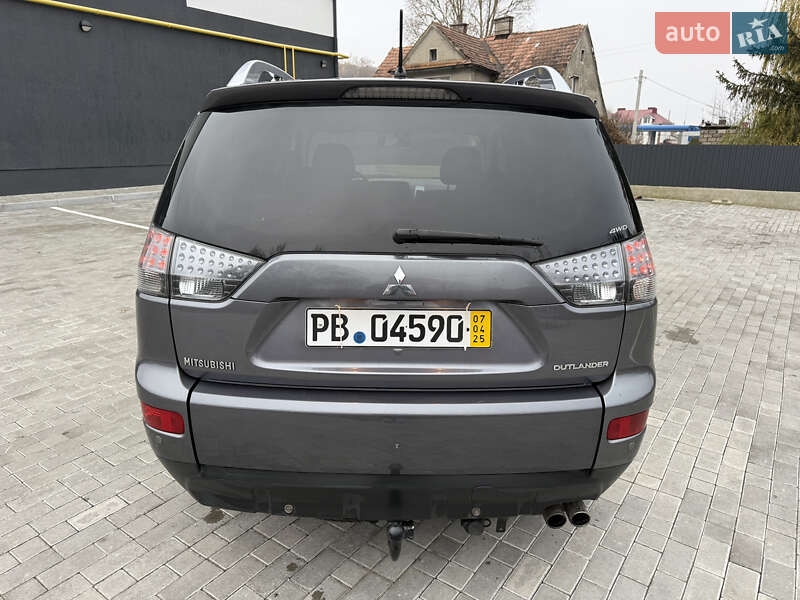 Внедорожник / Кроссовер Mitsubishi Outlander 2009 в Кременце